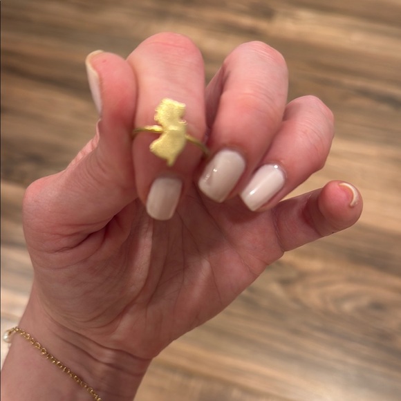 Gold Bow Ring - Picture 1 of 2